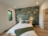 Modern Oasis in San Anselmo - Stunning Views & Ultimate Privacy - Boutique