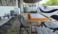 Casa Caribe w/Pool, BBQ, Game Room, Wi-Fi & Parking