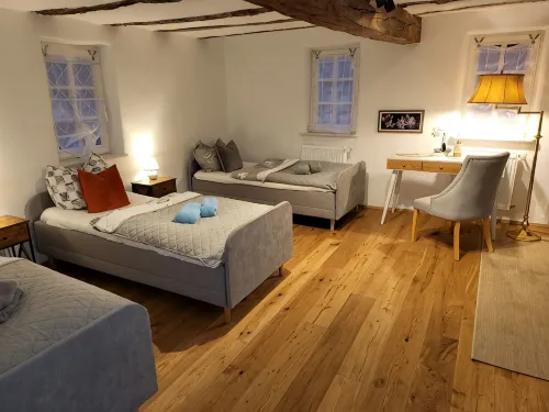Pension Kostera, 1st Floor | 7 Single Beds & Parking - 무료 와이파이