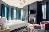 Savannah Stay with Style 3BR, Walk to Everything! - Condos