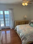 Charming Beach Front 3-bedroom house in Ocean Gate with WiFi and AC - 4 tähden