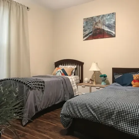 Brand New Home Close to Sequoia /w Tub & Games