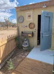 Stunning Views! Rustic cabin facing the base of Grand Canyon West - Alphydda