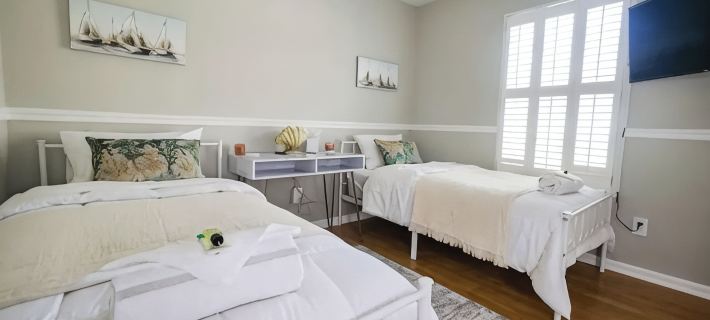 Super Clean Fantastic Pool Home Near Everything Hotels in Clay County