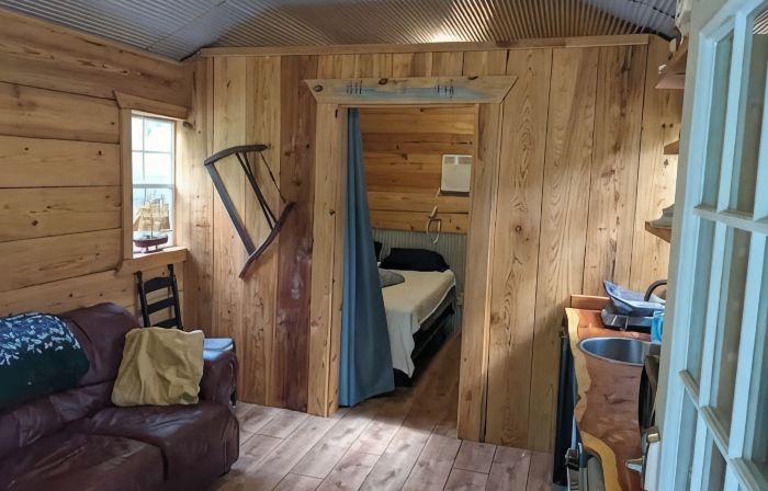 柏樹“微型住宅”小屋