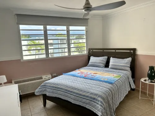 Café Del Mar Apt is a rare beach front Apt