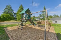 Playground/Hot Tub/Pets OK ~ Remodeled Retreat for 9 - 4-Star