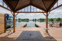 Cozy Lakeview Home with Water Access - Wifi