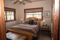 Awesome Custom-built Guesthouse In Quiet Downtown Location
