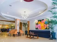 Queen Margarette Hotel - Downtown Hotele w: Quezon