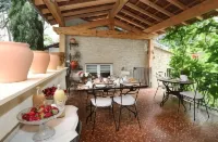 Maison d'Hôtes le 6 Bis - Bed and Breakfasts