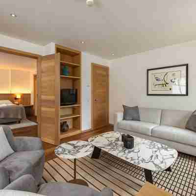 Art Boutique Hotel Monopol Rooms