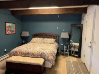 Large Govt hill studio-near  downtown - Apartments