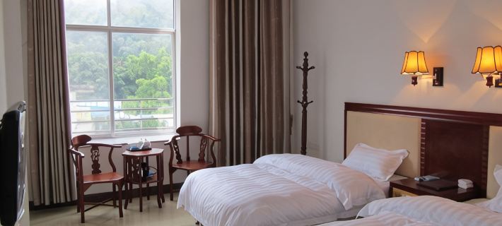 Guose Tianxiang Farm House Отели в г. Дэцин