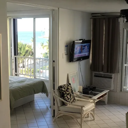 Flash Sale: Beautiful Beach Front Location