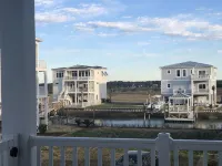 Custom 3BR 3BA with Private Pool & Elevator - new in 2022 - 4-Sterne