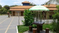 Pousada Recanto Solar Dos Pássaros - parking