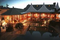 Tinaroo Lake Resort - Pools