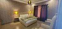 Sky Touch Resort - parking
