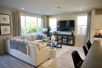 New 4B Home / Sequoia, EV, +More - 방갈로