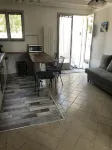 Cosy semi-detached house, terrace 800m from the swimming pool - Wi-Fi