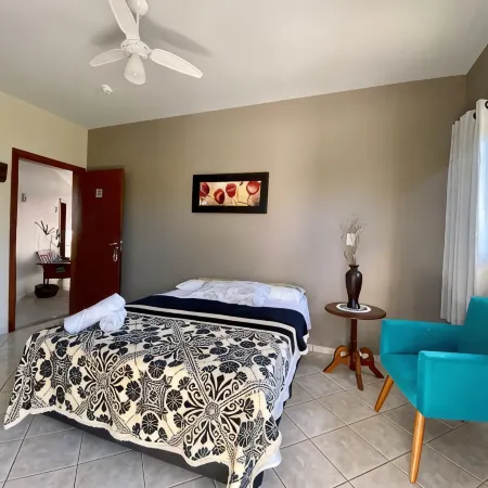 Pousada la Ferrugem Suites