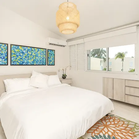 Dream Villa · Direct Beach Access · Pool · 2Br Gated · Dorado, PR
