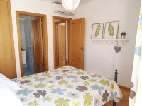 Modern 2 bedroom Duplex apartment next to Cabanas de Tavira Beach Free Wi-Fi