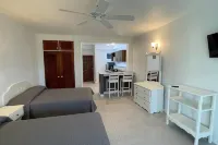 Beach Studio on Negril's Seven Mile Beach - palestra