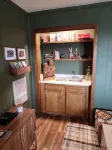 Cozy 2-bedroom condo in charming Beech Mountain with ski slope & mountain views! - Pools