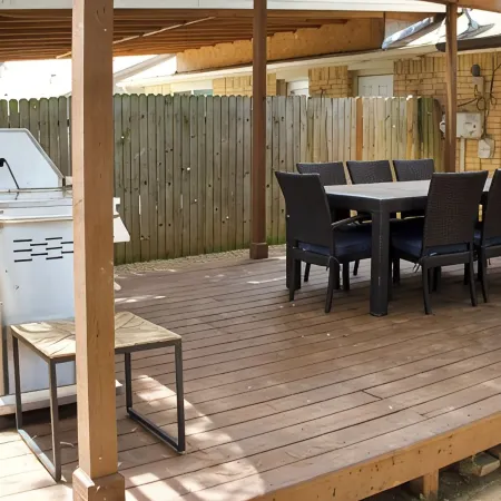 Family-Friendly Home at the Heart of DFW- close to all popular attrations!