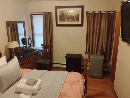 Cozy two bedroom House - Wi-Fi
