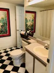 Two-bedroom, two-bath condo close to the Ocean. Full kitchen, living r & balcony - 2-Star