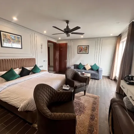 Hotel Elegant Executive Suites