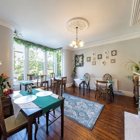 Wynnstay House