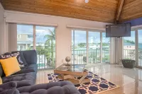 Atlantic side, quiet neighborhood ~ 3 Bed 2.5 Bath, dock, pool / hot tub, kayak - Private Pool