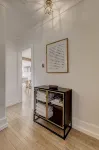 Beautiful & Bright - Walk to OU & the Mont - King Bed, 3 Bedrooms, Fresh Remodel - con encanto