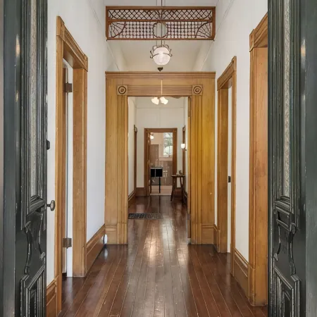 Stoddard House ~ Walk to Downtown Napa