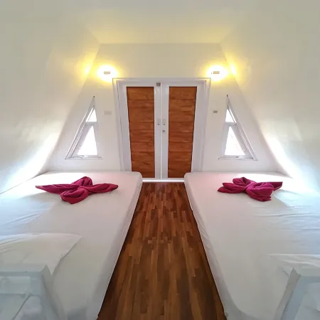 Rumah Kurcaci d'Sawah Hotels in Gowa