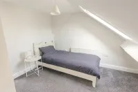 Lovelyhousebelfast - Bungalows