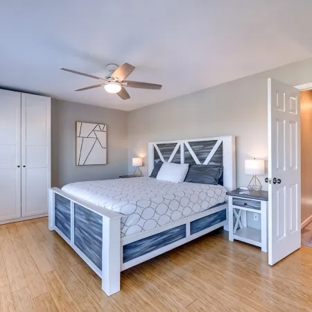 Riverfront Oasis: 5 Min to DT Cincinnati