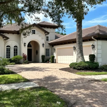 Elegant, Immaculate, Pristine. 2500 SqFt 3Br Estate Home. Lots of Wow Factor.