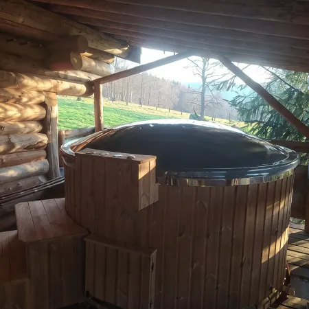 Meet with unusual… you will experience a change of scene! Private spa jacuzzi.