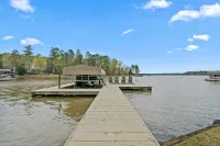 Lakefront with Pool, Hot Tub, Pontoon Boat & Movie Theatre - Pools