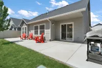 Comfy “Idahome” just minutes from downtown Eagle. A perfect 3BR family gem! - Wifi