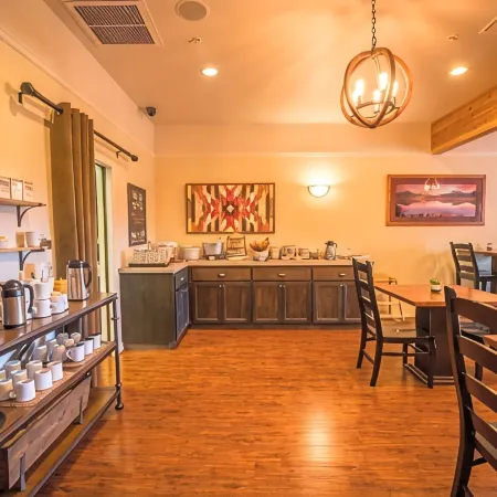 Pine Ridge Inn