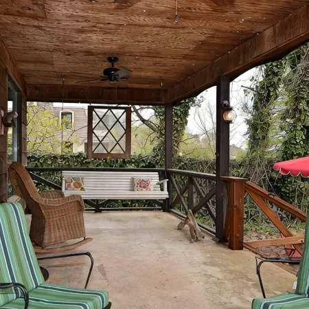 "The Cabin" at North Alabama Sailing Marina - Sail, Fish, Ski or Just Relax!