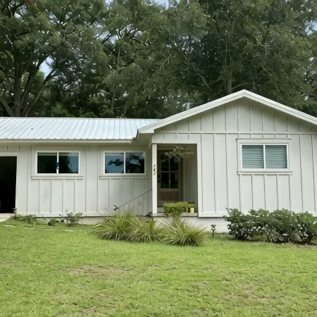 Modern 3 bedroom close to the bay and downtown!