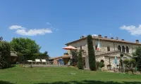 Beautiful rustic villa in Tuscany in Monteriggioni, between Siena and Florence. - Boutique