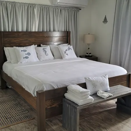 OCEAN FRONT-SUNSETS-PRIVATE POOL2 or 3 bedrooms